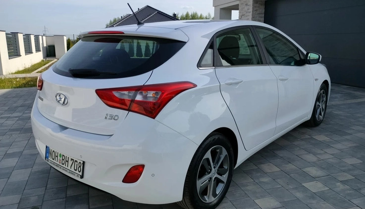 Hyundai I30 cena 41500 przebieg: 83466, rok produkcji 2015 z Inowrocław małe 529